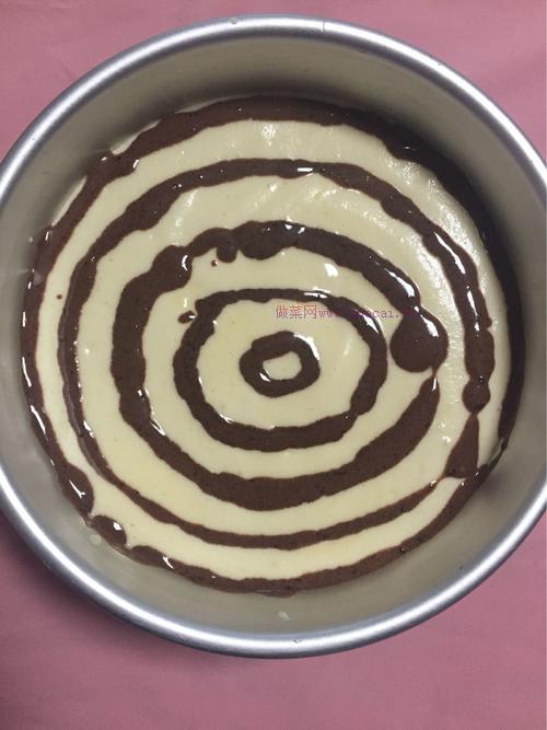 拉花戚風(fēng)蛋糕的做法