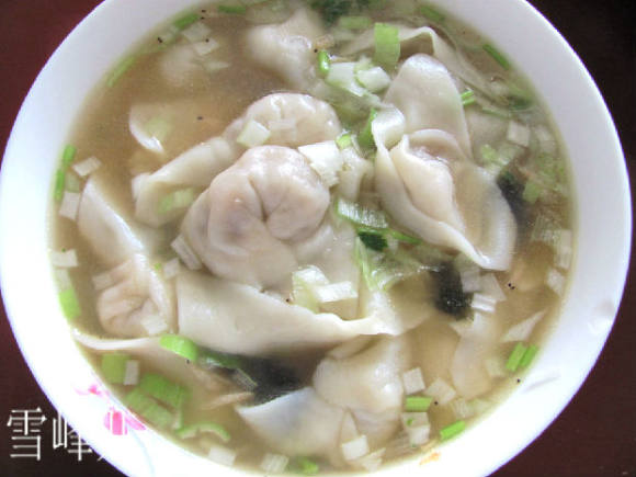 胡蘿卜鮮肉餛飩