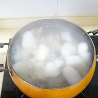 咸雞燉蘿卜的做法圖解4