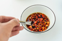 涼拌木耳黃瓜的做法步驟3