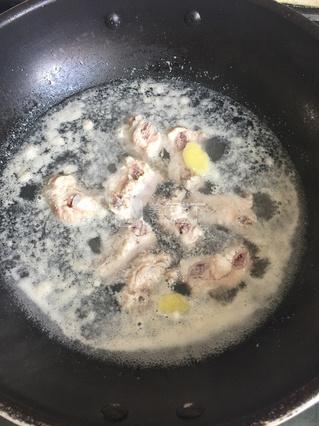 紅燒排骨的做法步驟:3