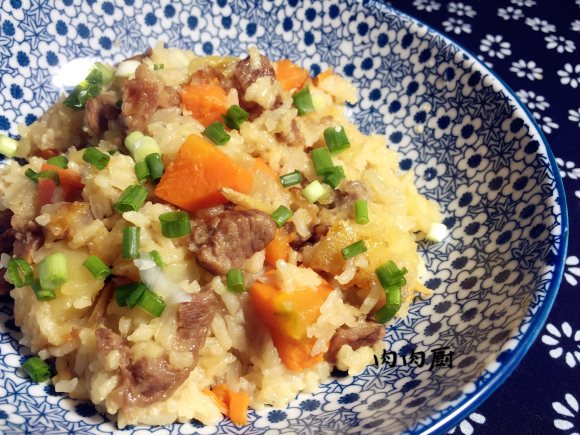 羊肉燜米飯