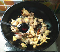 胡蘿卜杏鮑菇燒土雞的做法步驟8