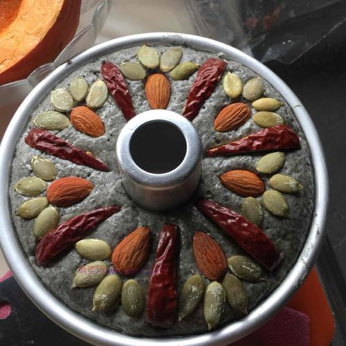 奶香黑芝麻發(fā)糕的做法