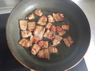 貼秋膘的快手肉菜——香煎五花肉的做法步驟:7