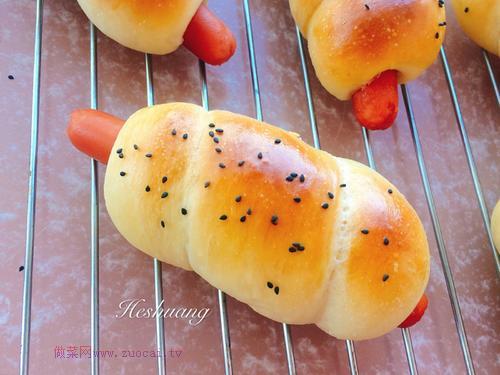 熱狗面包卷的做法