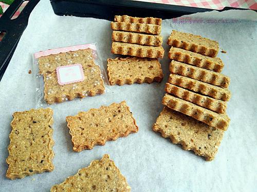 堅(jiān)果餅干的做法