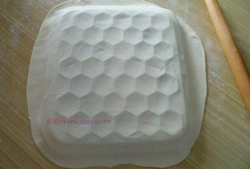 俄羅斯水餃的做法