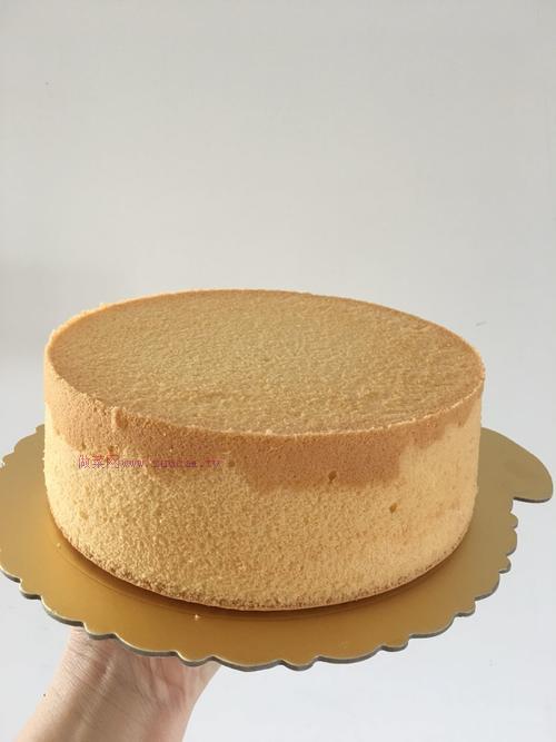 八寸戚風(fēng)蛋糕的做法