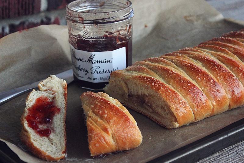 香軟草莓奶酪餡辮子面包的做法 步驟10