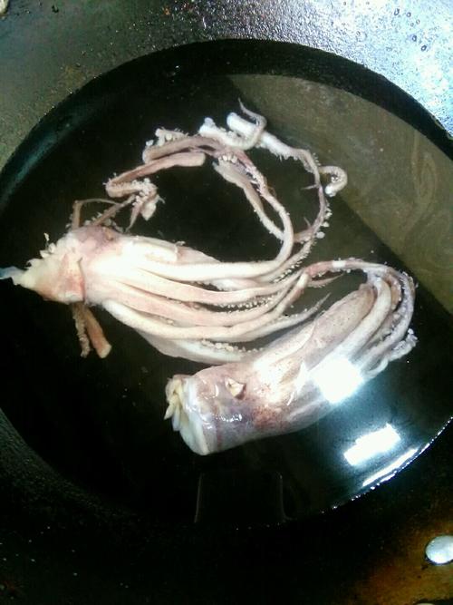 干煸魷魚(yú)須的做法