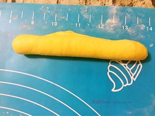 中種南瓜花環(huán)面包的做法