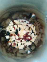 紅棗蘋果黑豆?jié){的做法步驟4