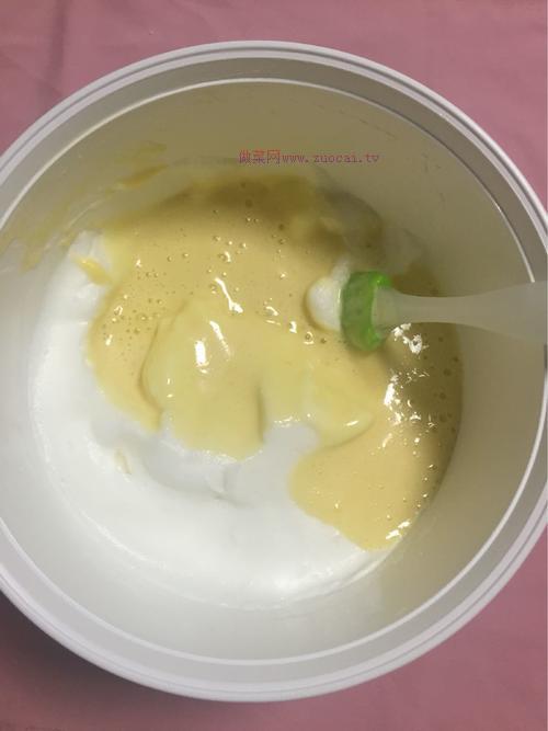 桂花版戚風(fēng)蛋糕的做法