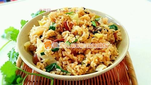 卷心菜燜飯（電壓鍋版）的做法