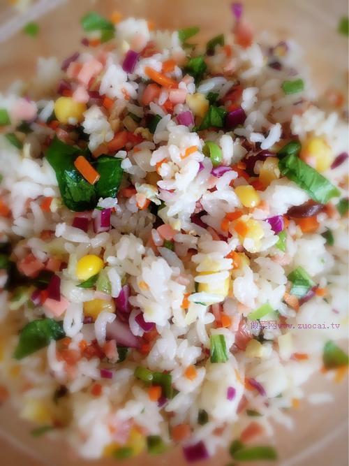 繽紛飯團(tuán)的做法