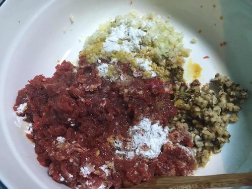 豬肉香菇大云吞的做法