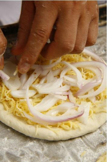 芝士洋蔥佛卡夏面包的做法 步驟8