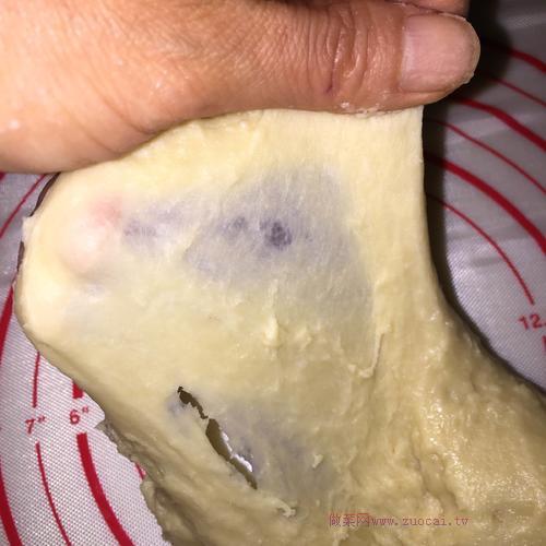 太陽(yáng)花早餐面包圈的做法