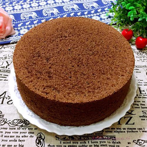 八寸可可戚風(fēng)蛋糕的做法
