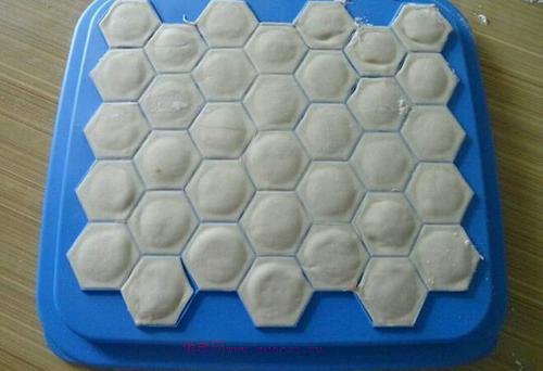 俄羅斯水餃的做法