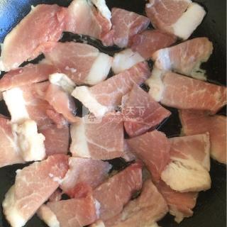 辣白菜五花肉的做法步驟：2
