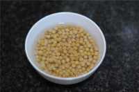 桂花豆?jié){的做法步驟1