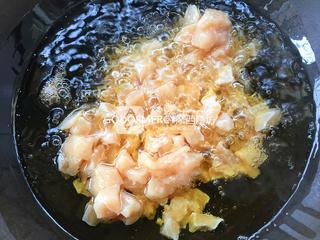 多圖詳解反傳統(tǒng)另類的酥香椒麻雞脯肉的做法步驟：2