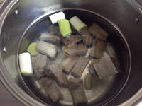 排骨蓮藕胡蘿卜湯的做法步驟5