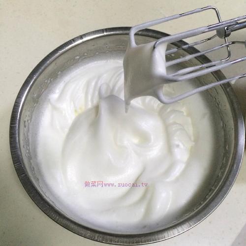 斑馬紋戚風(fēng)蛋糕的做法