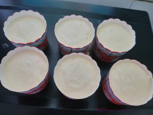 卡仕達(dá)注心蛋糕的做法