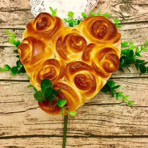 心形玫瑰花面包
