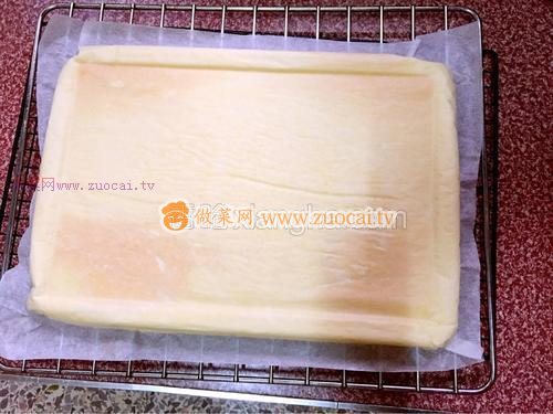 藍(lán)莓蛋糕卷的做法