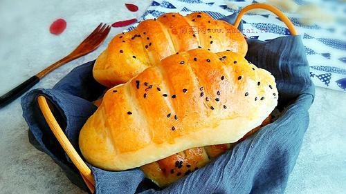 肉松面包卷的做法