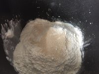 葡萄干菠蘿吐司的做法步驟3