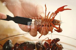 麻辣小龍蝦-九陽(yáng)知食的做法步驟：1