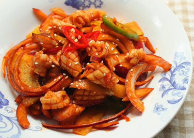 涼拌魷魚的韓式做法，韓國涼拌新鮮魷魚爽口好吃