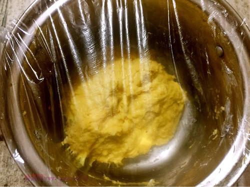 中種南瓜花環(huán)面包的做法