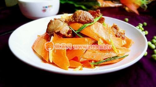 胡蘿卜炒臘肉的做法