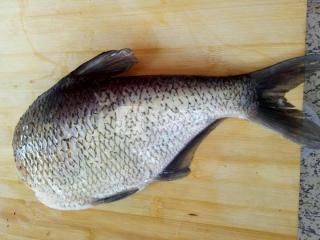 開屏三角魴的做法步驟:1