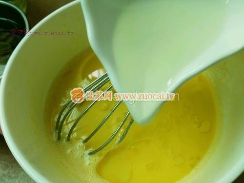 紅豆戚風(fēng)蛋糕的做法