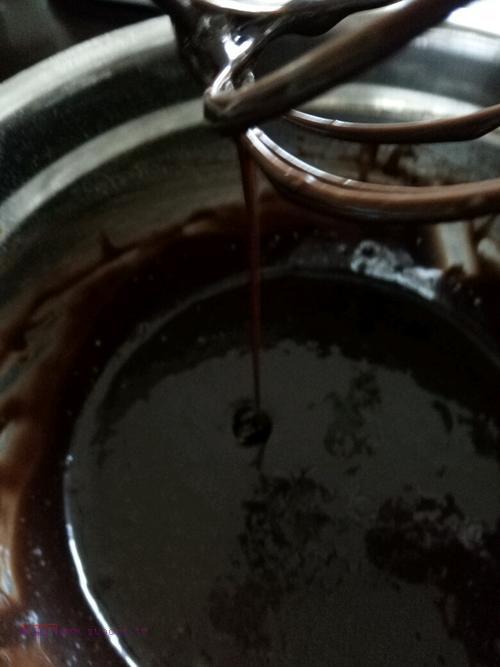 棉花糖布朗尼堅(jiān)果蛋糕的做法