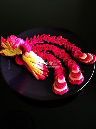 鳳凰呈祥【創(chuàng)意水果拼盤】的做法步驟：14