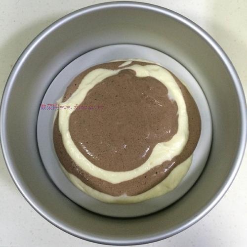 斑馬紋戚風(fēng)蛋糕的做法