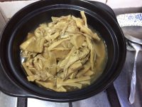 筍干燜鹵豬頭皮的做法步驟7