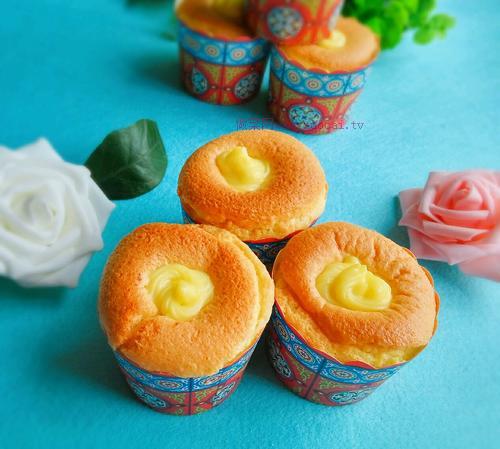 卡仕達(dá)注心蛋糕的做法