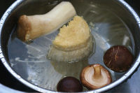 焗什錦菌菇的做法步驟2