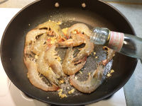 奶油蒜香蝦的做法步驟6