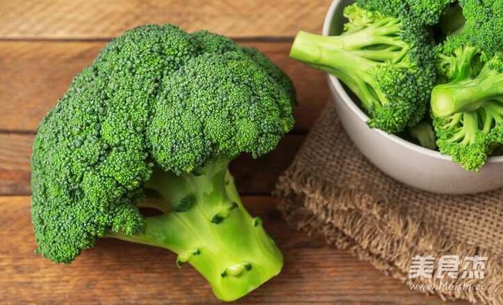 雞蛋混雜沙拉的做法