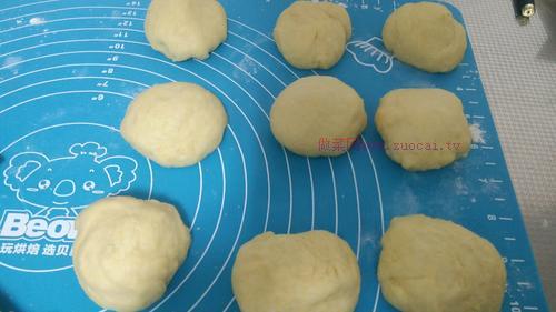 愛(ài)心玉米小面包的做法